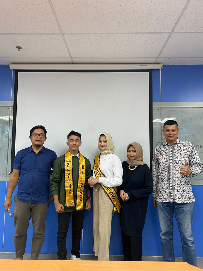 Sashing ceremony Z Face Riau 2022.